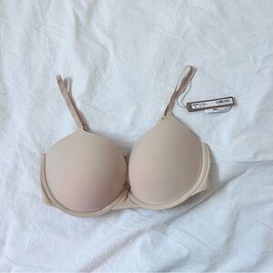 Skims fits everybody push up Demi bra 34D